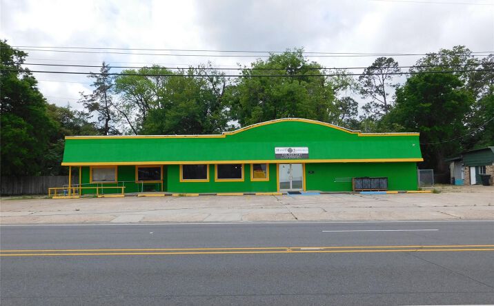 Pictures of Retail property located at 2160 Barksdale Blvd, Bossier City, LA 71112-2130 for sales - image #1