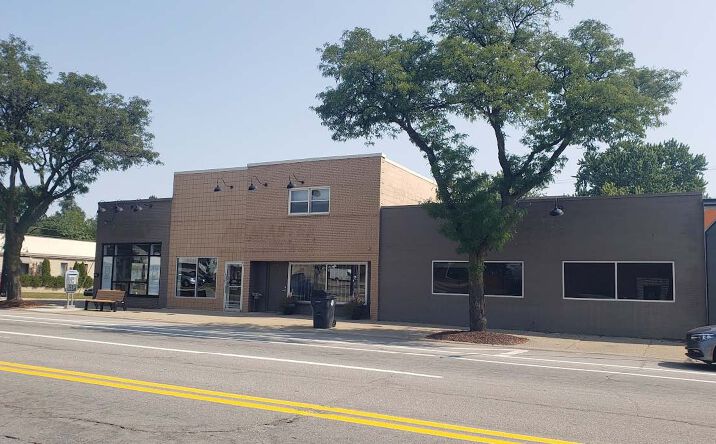 Pictures of Retail property located at 2860, 2870, 2880 Coolidge Highway, Berkley, MI 48072 for sales - image #1