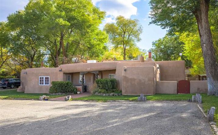Pictures of Retail, Industrial property located at 705 Paseo Del Pueblo Sur, Taos, NM 87571 for sales - image #1