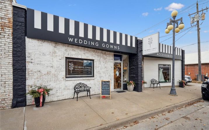 Pictures of Special Purpose property located at 315 A Avenue, Vinton, IA 52349 for sales - image #1