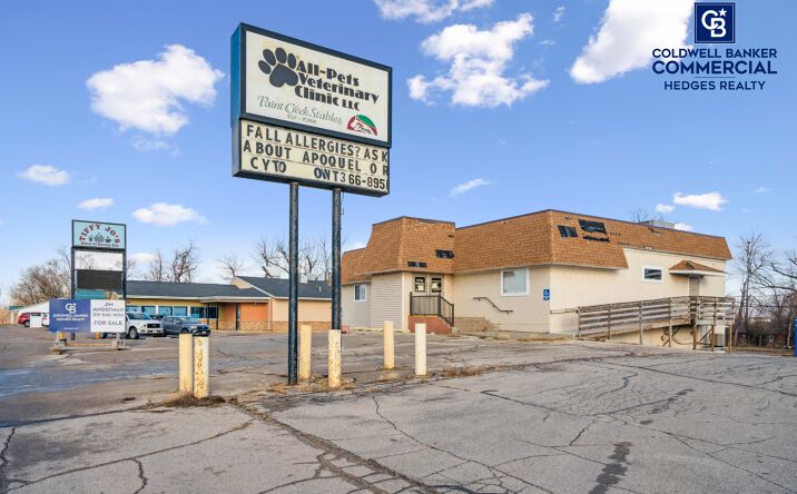 Pictures of Office, Retail, Special Purpose property located at 2739 6th St SW, Cedar Rapids, IA 52404 for sales - image #1