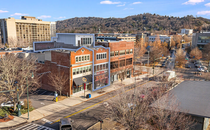Pictures of Mixed Use, Multifamily, Retail, Special Purpose property located at 122 College St, Asheville, NC 28801 for sales - image #1