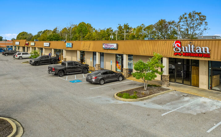 Pictures of Retail property located at 8200 Mid South Drive, Olive Branch, MS 38654 for sales - image #1