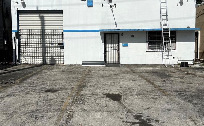 Pictures of Industrial property located at 683 W 26th St, Hialeah, FL 33010 for sales - image #1