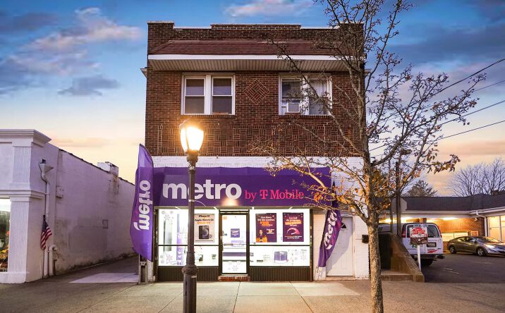 Pictures of Mixed Use, Retail property located at 268 New Dorp Ln, Staten Island, NY 10306 for sales - image #1