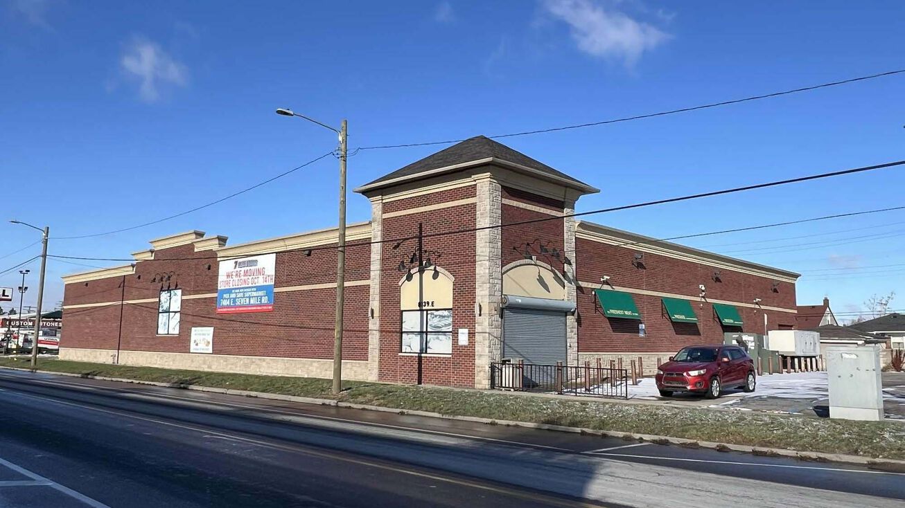 Pictures of Retail property located at 8139 E 7 Mile Road, Detroit, MI 48234 for sales - image #1
