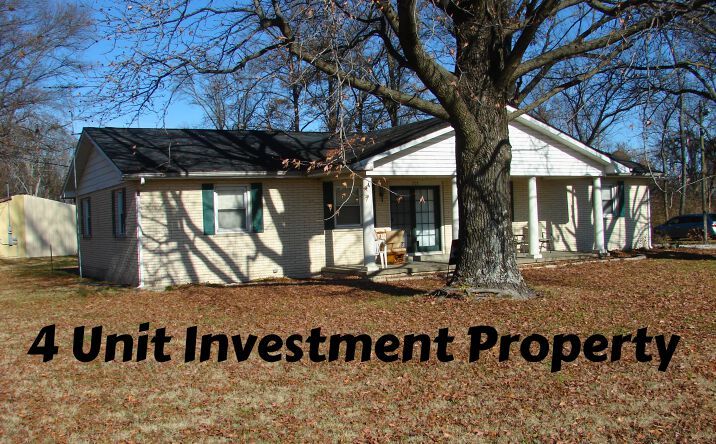 Pictures of Multifamily property located at 715 W Broadway St, Sparta, IL 62286 for sales - image #1