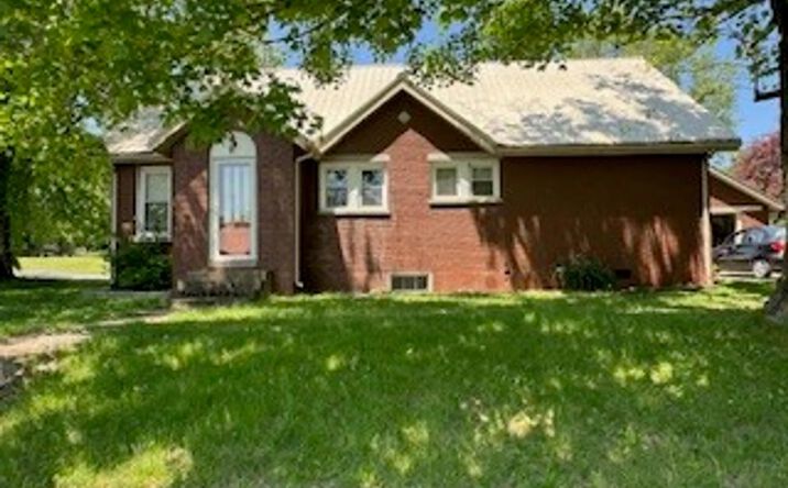Pictures of Land property located at 601 North Magnolia Street, Tompkinsville, KY 42167 for sales - image #1