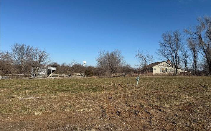 Pictures of Land, Multifamily property located at 2214 Creek View Lane, Raymore, MO 64083 for sales - image #1