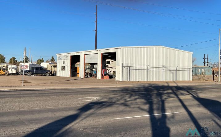 Pictures of Mixed Use property located at 700 N Gold Ave, Deming, NM 88030 for sales - image #1