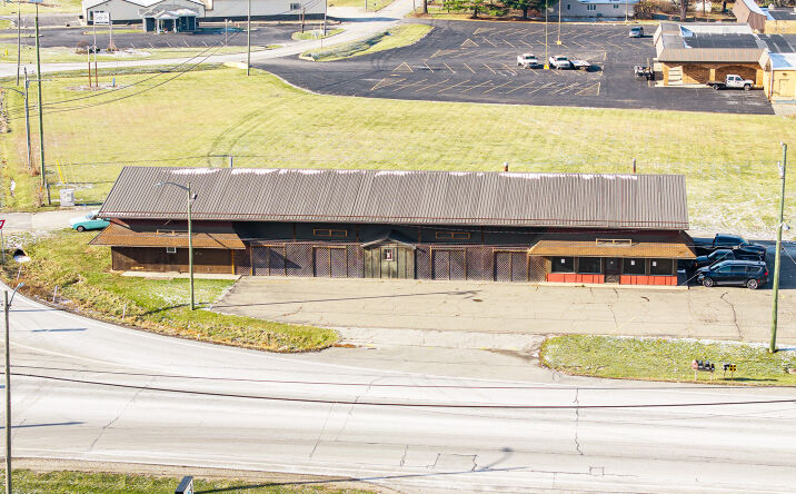 Pictures of Retail property located at 1770 S Wabash St, Wabash, IN 46992 for sales - image #1