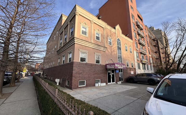 Pictures of Mixed Use, Office property located at 421 Ocean Pkwy, Brooklyn, NY 11218 for sales - image #1