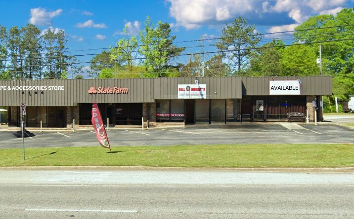 Pictures of Retail property located at 1390 Forest Ave, Luverne, AL 36049 for sales - image #1