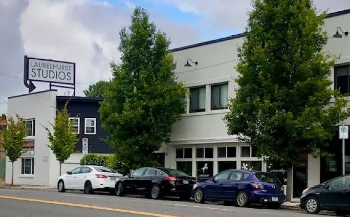 Pictures of Office property located at 3327 - 3331 ne sandy blvd, Portland, OR 97232 for sales - image #1