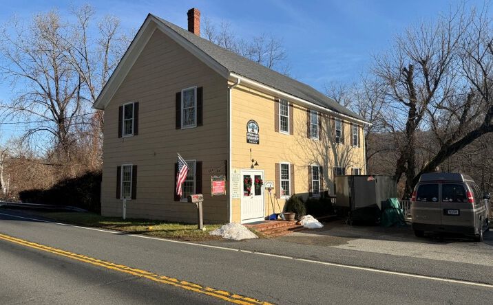 Pictures of Mixed Use, Multifamily, Office, Retail property located at 696 Kent Rd, Gaylordsville, CT 06755 for sales - image #1
