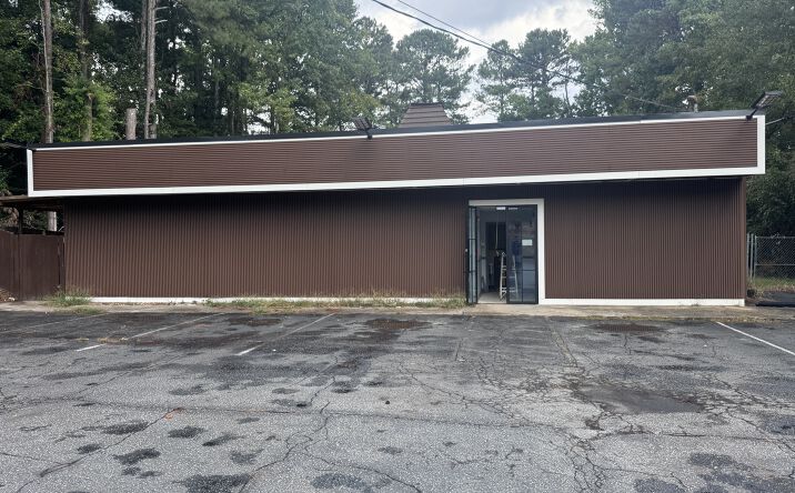 Pictures of Mixed Use, Office, Senior Living, Special Purpose property located at 3792 Memorial College Ave, Clarkston, GA 30021 for sales - image #1