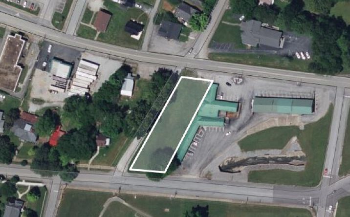 Pictures of Land property located at 574 E Gaines St, Lawrenceburg, TN 38464 for sales - image #1