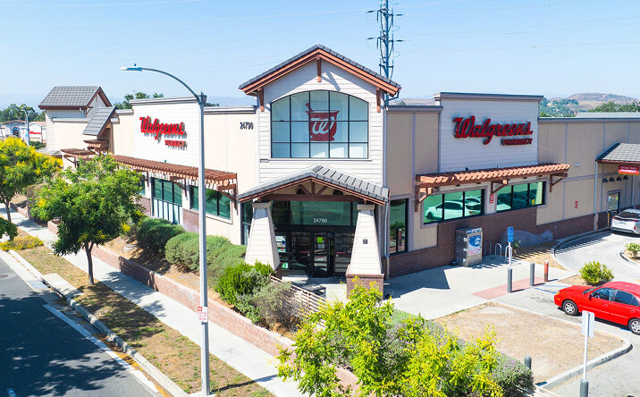 Pictures of Retail property located at 24790 Valley St, Santa Clarita, CA 91321 for sales - image #1