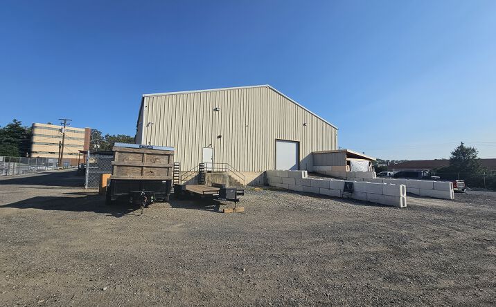 Pictures of Industrial, Mixed Use property located at 808 N Ellsworth St, Allentown, PA 18109 for sales - image #1