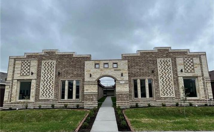 Pictures of Multifamily property located at 2709 Primrose Avenue, Edinburg, TX 78541 for sales - image #1