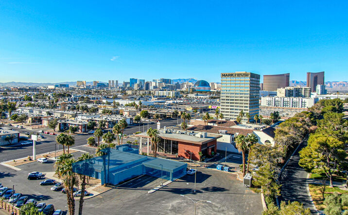 Pictures of Retail, Land property located at 1140 E Desert Inn Rd, Las Vegas, NV 89109 for sales - image #1
