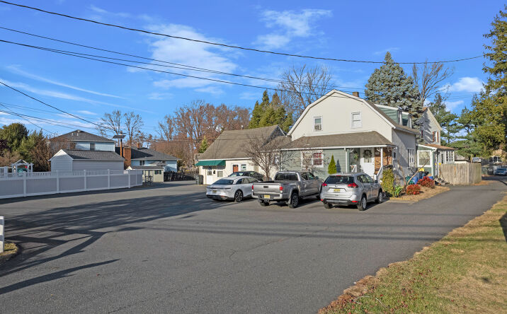 Pictures of Multifamily, Retail property located at 307 Oak Tree Ave, South Plainfield, NJ 07080 for sales - image #1
