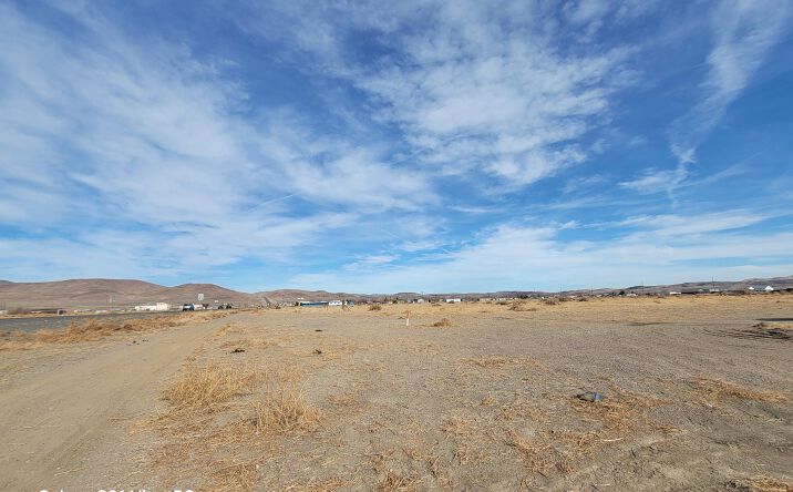 Pictures of Land property located at 3190 US-95 ALT, Silver Springs, NV 89429 for sales - image #1