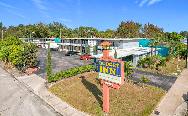 Pictures of Hospitality property located at 307 E Vine St, Kissimmee, FL 34744 for sales - image #1