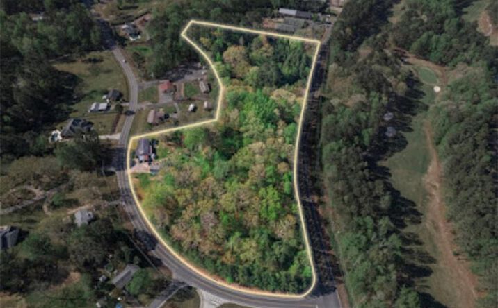 Pictures of Land property located at 9764 Bells Ferry Rd, Canton, GA 30114 for sales - image #1