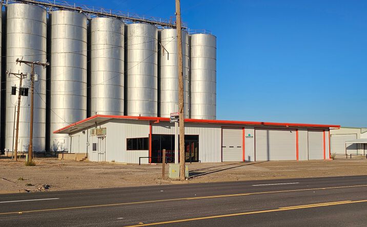 Pictures of Industrial, Mixed Use, Office, Retail property located at 504 Ave A S, Farwell, TX 79325 for sales - image #1