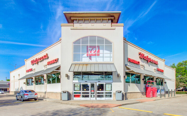 Pictures of Retail property located at 11038 Westheimer Rd, Houston, TX 77042 for sales - image #1