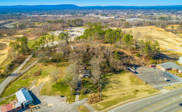 Pictures of Land property located at 592 US-41, Ringgold, GA 30736 for sales - image #1