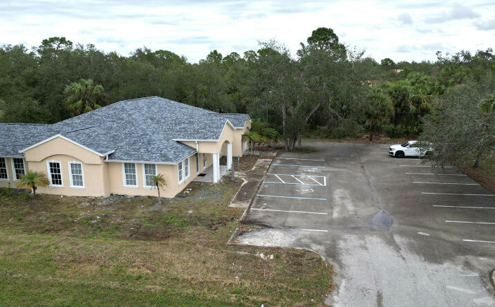 Pictures of Office property located at 17880 Toledo Blade Blvd, Port Charlotte, FL 33948 for sales - image #1