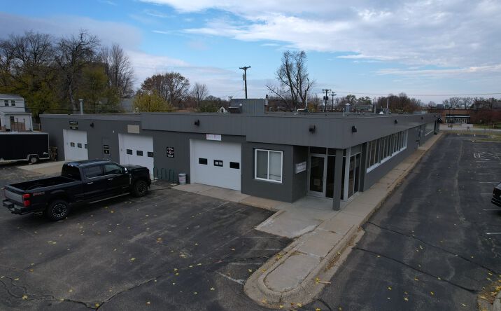 image of property at 8200 GRAND AVE S Bloomington MN 55420-2274