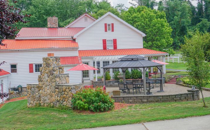 Pictures of Hospitality, Land property located at 315 Pleasant View Rd, New Cumberland, PA 17070 for sales - image #1