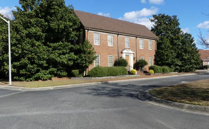Pictures of Office property located at 2805 Mclamb Pl, Goldsboro, NC 27534 for sales - image #1