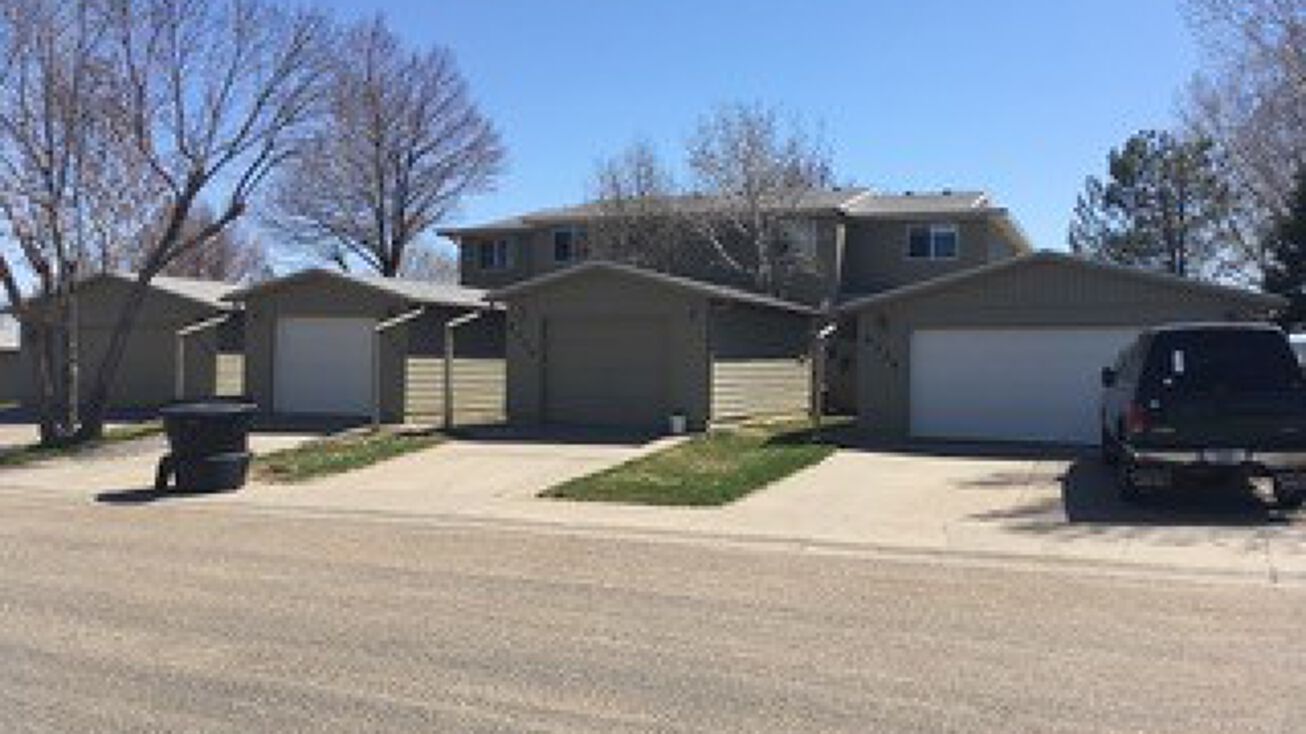 Hollister Dr, Colstrip, MT 59323