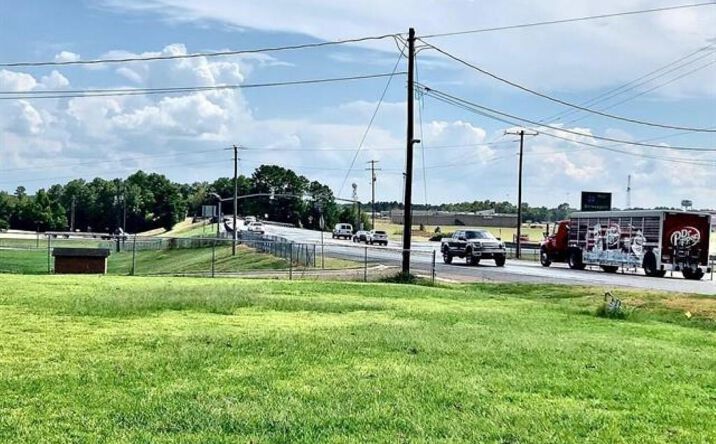Pictures of Industrial property located at 816 DOWNING PINES ROAD, West Monroe, LA 71291 for sales - image #1