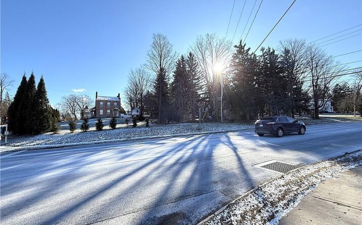 Pictures of Retail property located at 4811 Makyes Road, Syracuse, NY 13215 for sales - image #1