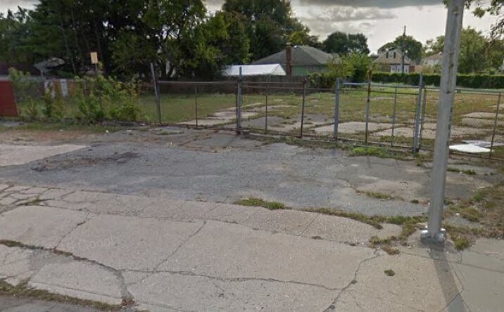 Pictures of Land property located at 940 Old Country Rd, Westbury, NY 11590 for sales - image #1