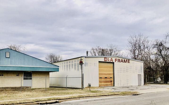 Pictures of Retail property located at 2885 E Admiral Pl, Tulsa, OK 74110 for sales - image #1