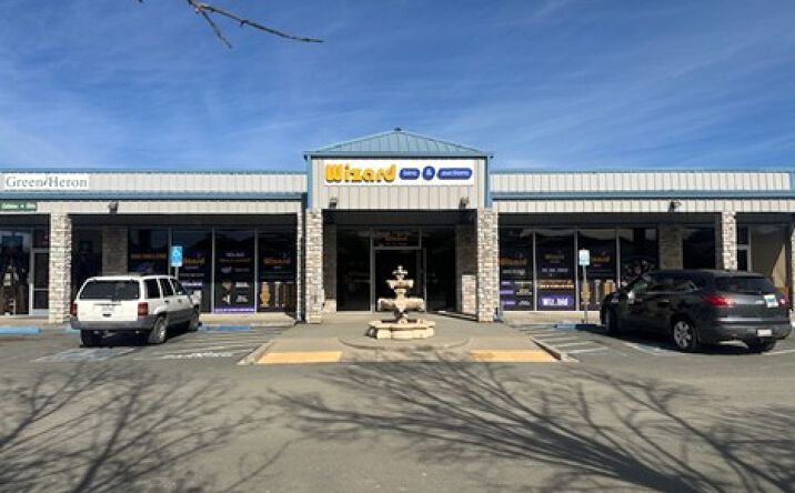 Pictures of Business for Sale, Office, Retail, Self Storage property located at 2570 S Main St, Lakeport, CA 95453 for sales - image #1
