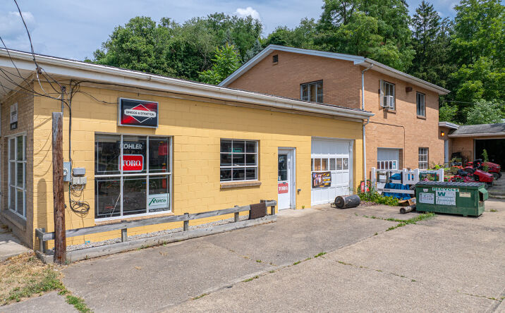Pictures of Land, Mixed Use, Office, Retail property located at 1120 Henderson Ave, Washington, PA 15301 for sales - image #1