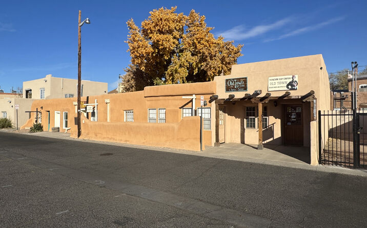 Pictures of Office, Retail property located at 2021 Old Town Rd NW, Albuquerque, NM 87104 for sales - image #1