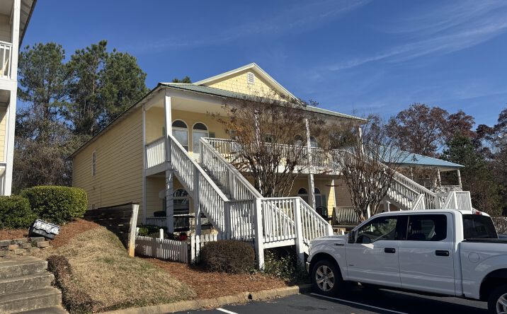 Pictures of Multifamily property located at 8082 Veterans Parkway #15, Columbus, GA 31909 for sales - image #1