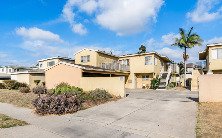 Pictures of Multifamily property located at 1231 W 144th St, Gardena, CA 90247 for sales - image #1