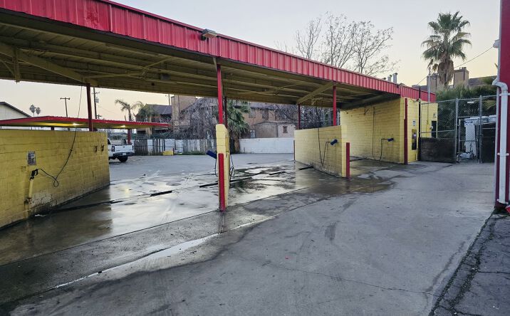 Pictures of Retail, Special Purpose property located at 3413 S Chester Ave, Bakersfield, CA 93304 for sales - image #1