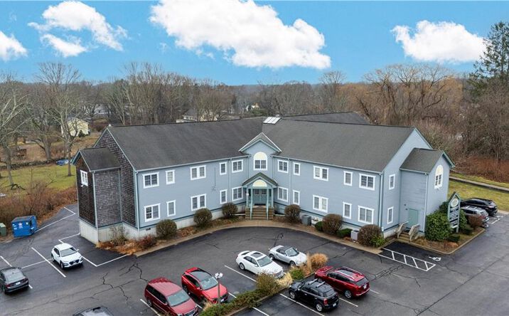 image of property at 320 PHILLIPS ST North Kingstown RI 02852-5166