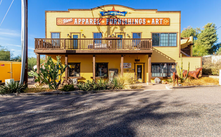 Pictures of Hospitality, Mixed Use, Multifamily, Office, Retail property located at 6195 E Cave Creek Rd, Cave Creek, AZ 85331 for comps - image #1