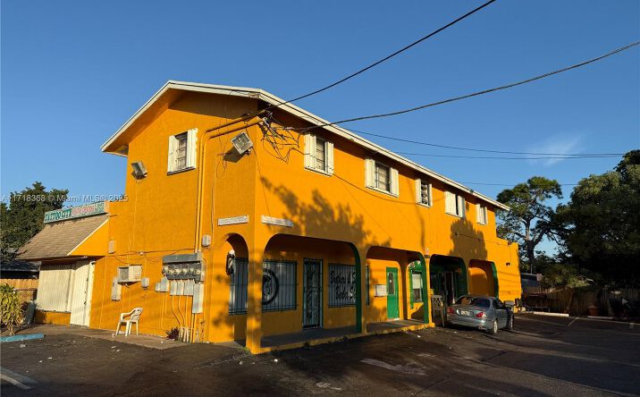 Pictures of Mixed Use, Retail property located at 2001-2007 NW 21st Ave, Fort Lauderdale, FL 33311 for sales - image #1